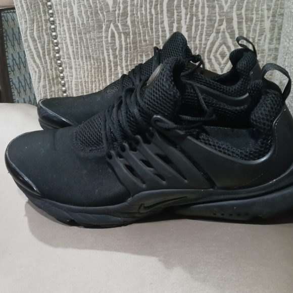 Nike Presto Athletic Shoes-Sneakers - Picture 6 of 9